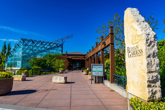 Reiman Gardens Entrance Iowa State University