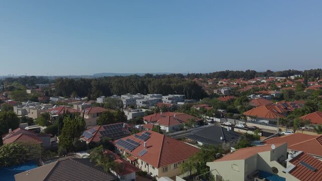 Pardes Hanna attracts families seeking alternative education and quality of life in a green environment near the local train station area.