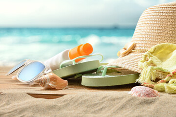 Fototapeta premium Beach Essentials by Ocean Shore