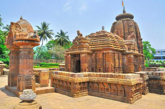 Mukteshwara Temple also spelt Mukteswara  Hindu temple dedicated to Shiva located in Bhubaneswar, Odisha, India. 