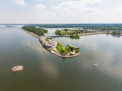 Aerial view of the Danubiana Meulensteen Art Museum on a peninsula in the Danube River with modern sculptures and green lawns in Bratislava, Bratislavsky kraj, Slovakia.