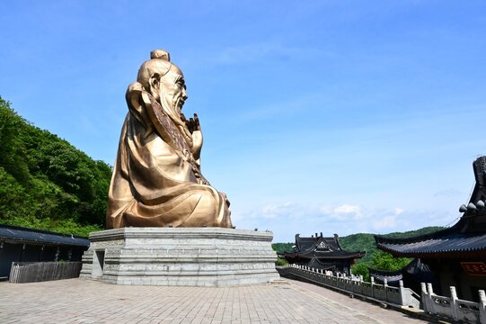 Laozi Statue in Maoshan Scenic Area, Zhenjiang, Jiangsu, China