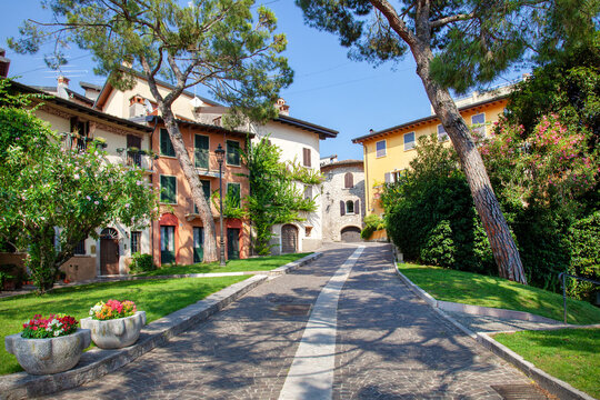Gardone Riviera, Lago di Garda, Italia,