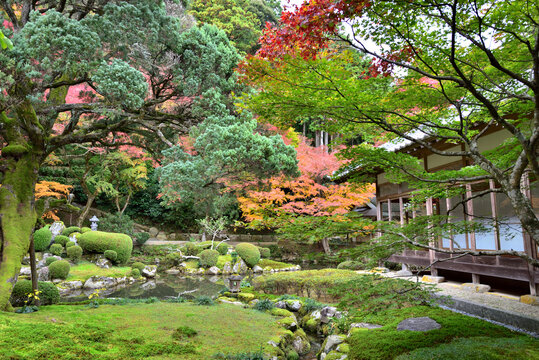 Raizan sennyoji Taihioin is the most famous landmark in Itoshima, Fukuoka Prefecture, Japan