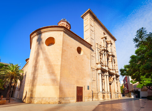 Parish Church of the Holy Cross in Valencia