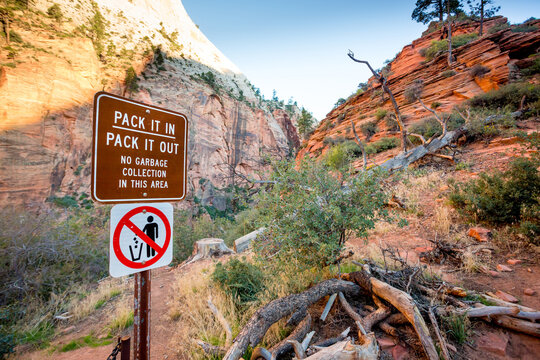 A no littering sign along the West Rim trail in Zion National Park, Utah