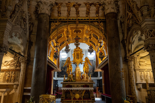 Golden altar in Saint Domnius Cathedral, Split