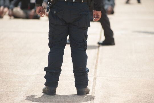 Police instructors trained volunteer police officers in drill procedures and the use of hand signals to assist with traffic management.