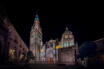 Fototapeta premium preparacion de la esposicion de la Catedral de Toledo primada de Espana por su 800 aniversario