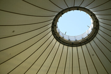 Obraz premium Modern architectural dome with circular skylight