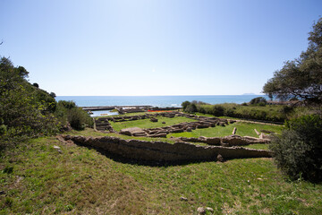 Fototapeta premium Villa Adriana overlooking the sea in Sperlonga at sunset