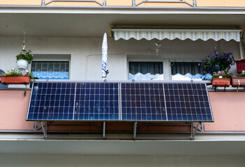 Balcony power system solar panel on a Balcony  © Animaflora PicsStock