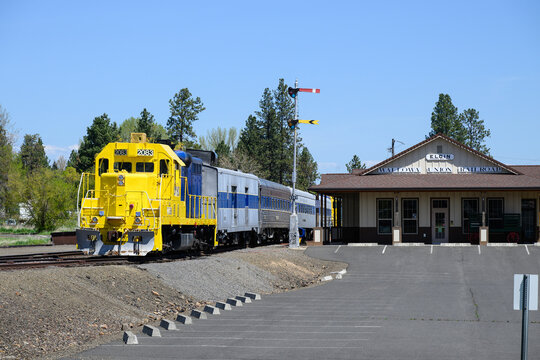 Elgin, OR, USA - May 1, 2026; Wallowa Union Railroad Authority WURR Eagle Cap  Excursion Train at Elgin Oregon depot