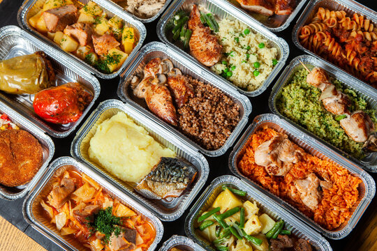 Healthy Office Lunch Boxes for Food Delivery in Aluminum Containers, Fresh Meal Prep Takeaway Catering, Corporate Lunch Packaging and Ready to Eat Balanced Meals