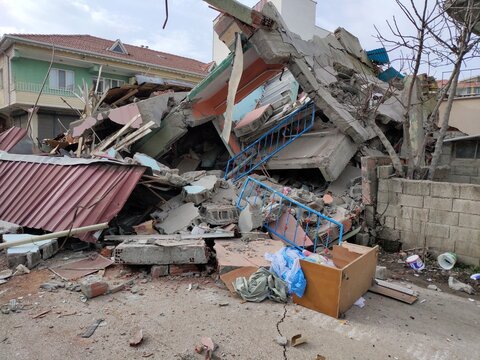 demolition of a building Exposed interior and structural failure of a collapsed residential building after a devastating earthquake in Adiyaman, Turkey, disaster aftermath.