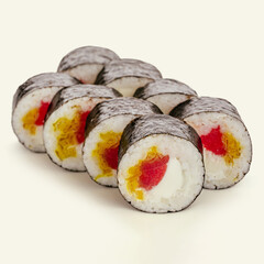 Sushi maki rolls with tuna and cream cheese © Cavan