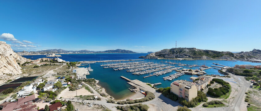 Iles du Frioul Islands with marina and Marseille in the background, Provence-Alpes-C&ocirc;te d&rsquo;Azur, France, Europe.