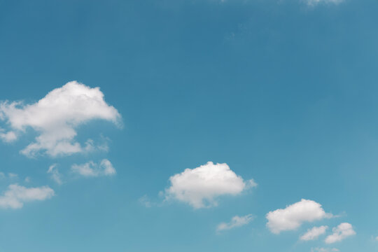 Clouds in the Blue Sky on Sunny Day, Nature Scenery