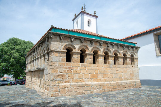 Domus Municipalis, Castelo de Bragan&ccedil;a