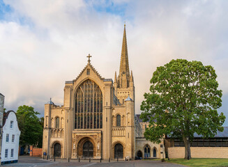 Obraz premium Evening light on Norwich Cathedral