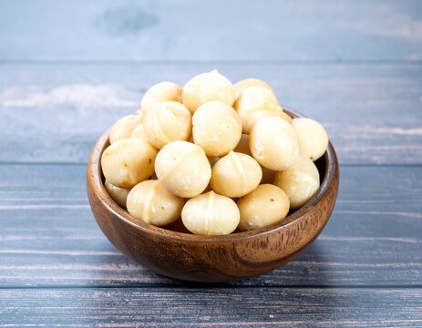 bowl of macademia