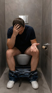 Man Panics when Toilet Paper Run Out