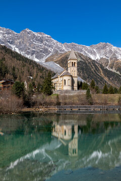 Pfarrkirche zur Heiligen Gertraud in Sulden am Ortler, S&uuml;dtirol