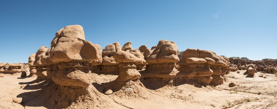 Eroded hoodoos, Entrada Sandstone rock formation, Goblin Valley State Park, San Rafael Reef Desert, Utah, Southwest, USA