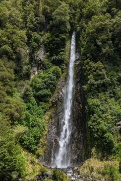 Thunder Creek Waterfall, Makarora River, Wanaka, West Coast, South Island, New Zealand