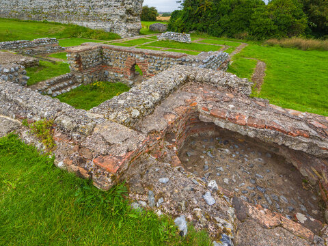 Ruins of the Roman bath house at Richborough Roman Fort (Sandwich, England, United Kingdom)