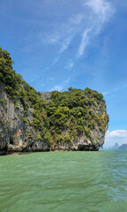 Obraz premium Phangnga Bay with limestone islands in Phangnga Bay, Takua Thung, Thailand.
