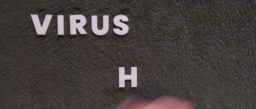 El concepto virus hanta escrito con letras blancas en un fondo gris con textura (versi&oacute;n r&aacute;pida)