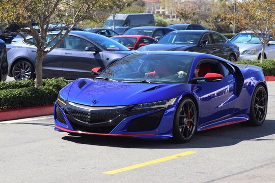 Hybrid Supercar Acura NSX in Motion