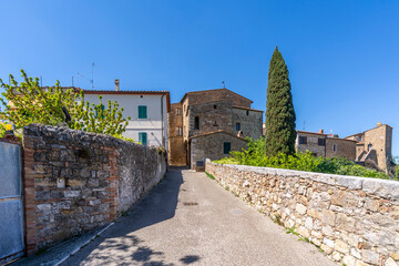Obraz premium The San Quirico d'Orcia Town street view in Tuscany, Italy