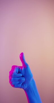 From thumbs up to thumbs down in RBG light