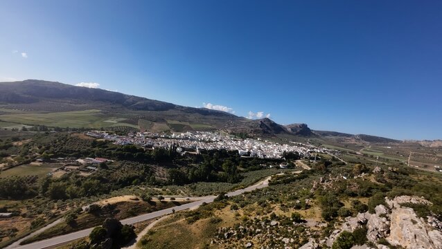 Cuevas del Becerro , M&aacute;laga