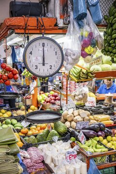 Scales and display of fruit and vegetables at a market stall, Mercado Central de San Jos&eacute;, San Jos&eacute;, Costa Rica