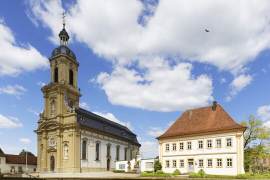 Parish church St. Mauritius, built by the master builder Johann Balthasar Neumann, historic rectory, Wiesentheid, Lower Franconia, Franconia, Bavaria, Germany