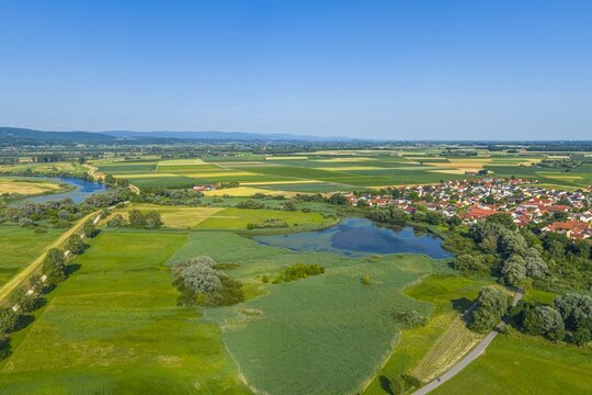Das Donautal in der s&uuml;d&ouml;stlichen Oberpfalz nahe Pfatter im Kreis Regensburg im Luftbild