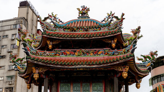 Intricate dragon carvings at Longshan Temple Taiwan