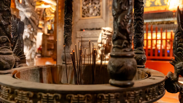 Serenity at Bao&rsquo;an Temple incense altar in Taipei