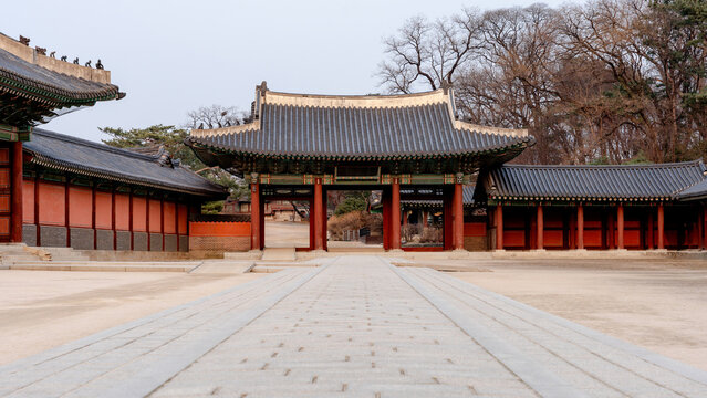 Changdeokgung palace in South Korea's serene setting
