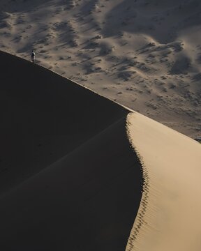 A lonely desert wanderer in the Gobi Desert, Dunhuang, China