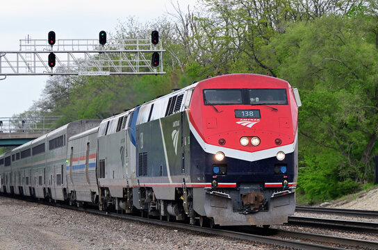 Amtrak's westbound Southwest Chief just prior to making its initial stop in Chicago's southwest surburbs after its departure from the city's Union Station. The train was destined for Los Angeles.