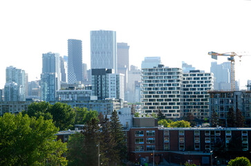 Calgary downtown skyline with construction crane and modern skyscrapers, Alberta, Canada © Yevhenii Seleznov