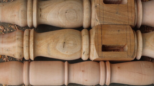 Wood Lathe Machine Turning Simple Wood into Stunning Artistic Masterpieces