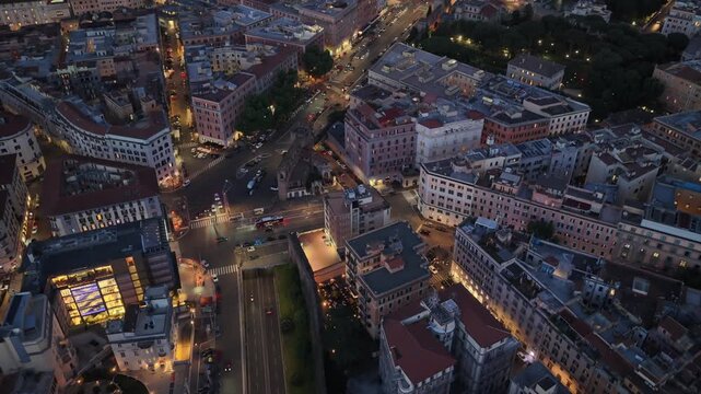 Roma, Italia: piazza Fiume nel centro citt&agrave;.
Vista aerea di piazza Fiume, Via Piave e Corso d'Italia.