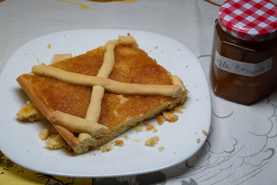 Tart with Annurca apple jam