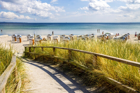 Germany, Schleswig-Holstein, Scharbeutz, coastal resort, beach