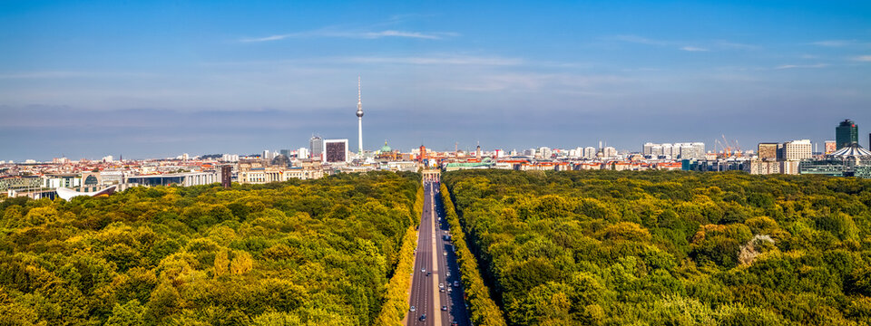 Germany, Berlin, elevated city view from victory column